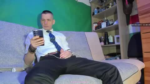 Snapshot of telepaticman chatting on March 7, 3:07 pm Virg Lszl online show from March 7, 3:07 pm