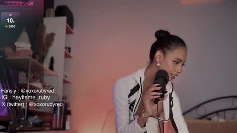 TemptressxRuby online show from January 24, 2:19 pm