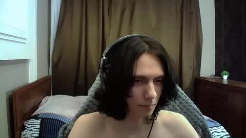 temptvelvet online show from December 1, 2:15 pm