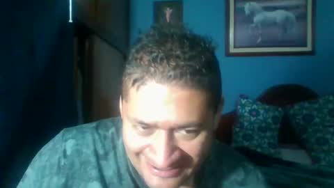 Snapshot of tender_eldelatienda chatting on January 4, 11:17 pm Fabio Canavaro online show from January 4, 11:17 pm