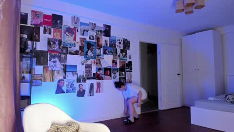 tenderalise online show from January 12, 8:25 pm