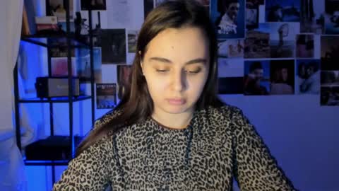 Snapshot of tenderalise chatting on December 11, 6:31 pm tenderalise online show from December 11, 6:31 pm