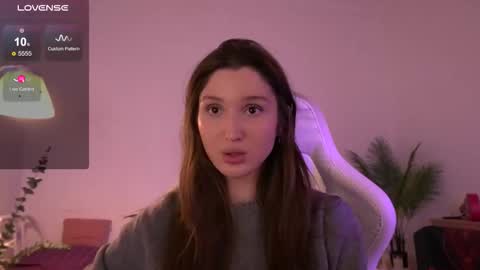 Amina online show from December 15, 10:33 am