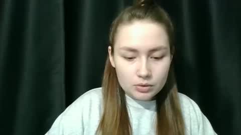 tendre_amelia online show from November 6, 1:58 pm