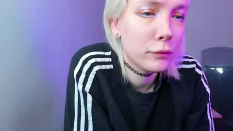 Kira online show from May 24, 2:41 am