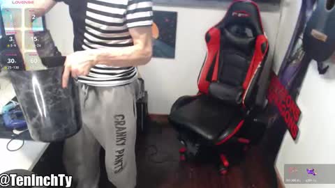 Ty online show from December 5, 4:49 pm