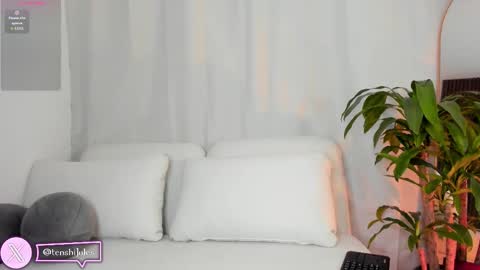 tenshii_jules online show from January 17, 10:51 pm