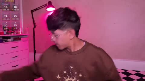 teo brown Independent model online show from September 30, 12:26 pm