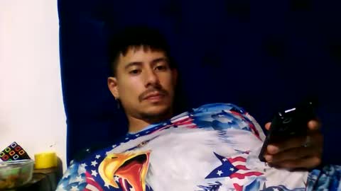 teoyes_ online show from December 21, 9:21 pm