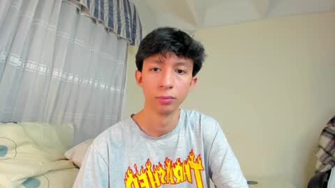 Snapshot of teroship_boy chatting on January 22, 1:10 am Juanfe online show from January 22, 1:10 am