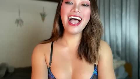 TERRI  the girl will hunt you online show from February 24, 11:41 pm