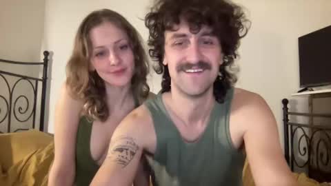 terry and elanor online show from November 3, 2:01 am