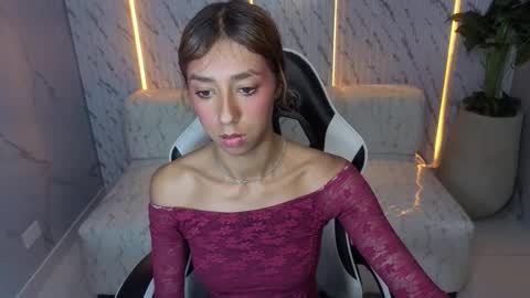 Online 800 to 1400 online show from October 25, 1:55 pm