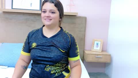 tessa stones online show from January 7, 3:33 am