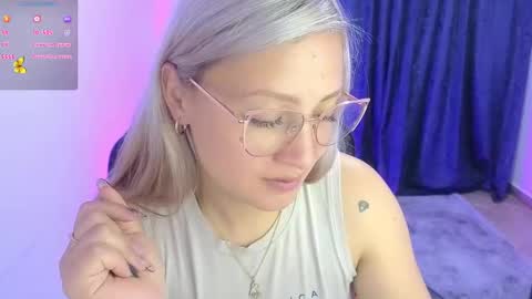 Snapshot of tessawhisnton chatting on February 12, 7:02 pm Tessy online show from February 12, 7:02 pm