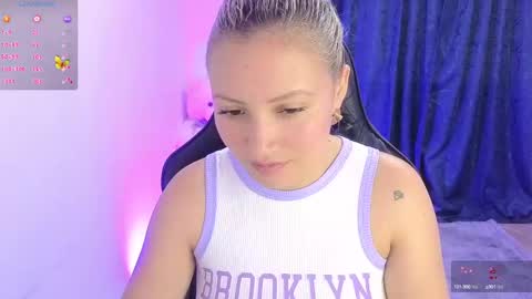Snapshot of tessawhisnton chatting on January 9, 2:40 pm Tessy online show from January 9, 2:40 pm