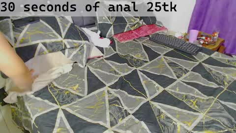 tessa y leo online show from February 18, 11:41 pm