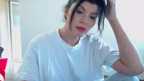 Snapshot of tessnaughty chatting on February 10, 9:04 am naughty tess online show from February 10, 9:04 am