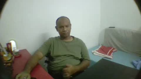 yours online show from November 6, 12:30 pm