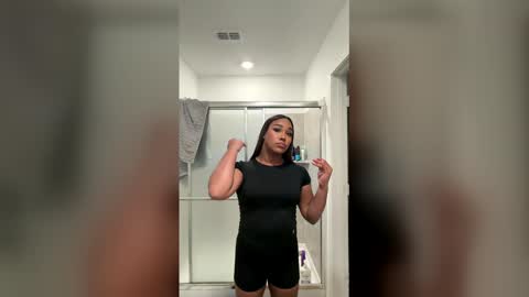 SELENE SANTOS online show from March 17, 7:19 pm