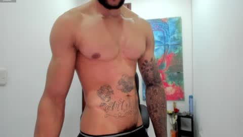 Cristhian Teylor online show from December 10, 12:39 am