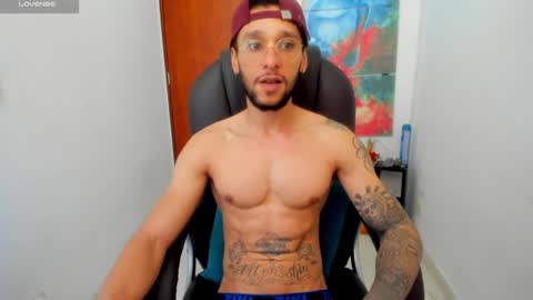 Cristhian Teylor online show from December 15, 3:53 pm