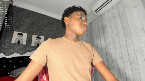 teylor_lovee online show from March 23, 8:25 pm