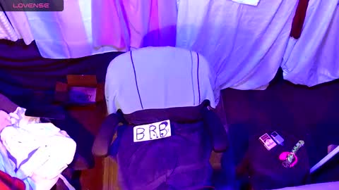 tgirllover69141980 online show from October 16, 12:10 am