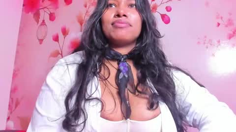 Snapshot of thais_waldrof chatting on February 11, 5:37 am Andreina online show from February 11, 5:37 am