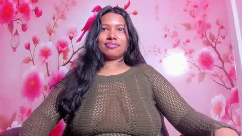 Snapshot of thais_waldrof chatting on February 8, 2:58 am Andreina online show from February 8, 2:58 am