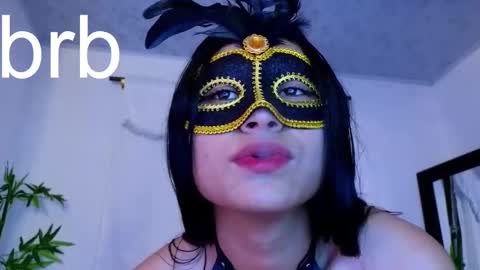 Snapshot of thalia_066 chatting on December 17, 4:53 pm thalia online show from December 17, 4:53 pm