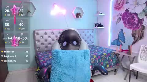 Andrea online show from March 23, 8:30 am