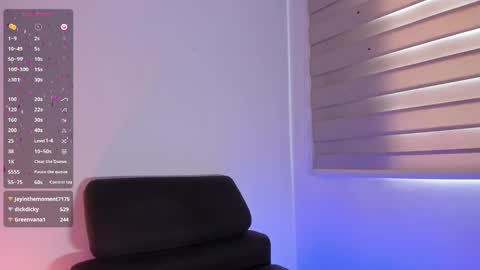 Thalia online show from March 1, 6:43 pm
