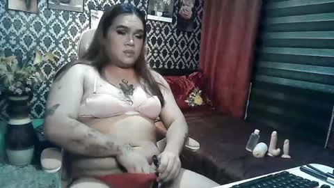 thaliafoxyummy online show from March 5, 6:12 am