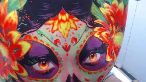  Thalia  online show from April 18, 3:25 pm