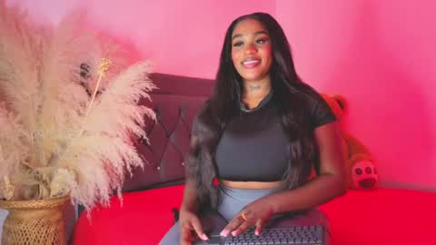thalyanna_ebony online show from May 10, 4:08 am