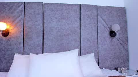 thara webstter online show from November 27, 12:24 pm