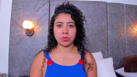 thara webstter online show from November 18, 11:35 am