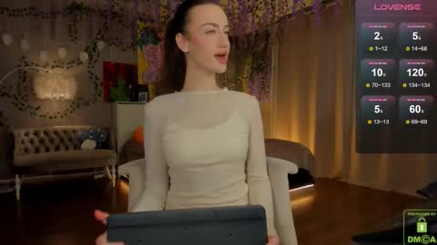 Your Eva online show from December 19, 6:31 am