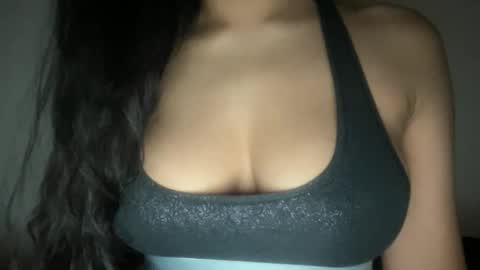 Melanie online show from February 3, 6:40 am