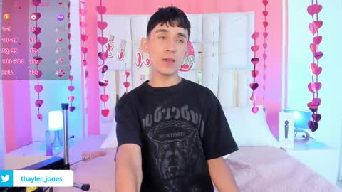 Thayler  online show from February 25, 11:32 am