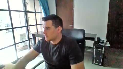 the_dark_knive_ online show from December 1, 9:35 pm