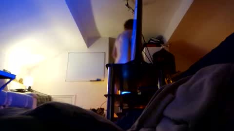 The Delivery Man online show from September 29, 11:04 pm