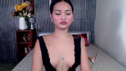 IG Lisa Avery Monroe online show from December 16, 1:24 am