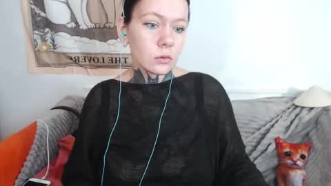 the_ice_woman online show from October 3, 3:04 am