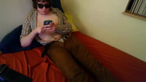 the_vintage_voyeur online show from February 14, 7:38 am