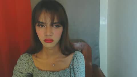 thea121698 online show from October 8, 5:46 am