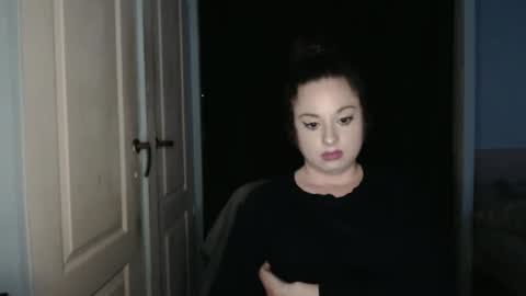 raissa online show from May 21, 9:32 pm