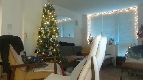 Snapshot of theblacklordmaster chatting on December 6, 6:44 pm theblacklordmaster online show from December 6, 6:44 pm