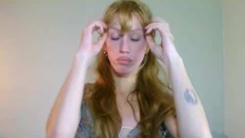 Yolanda online show from September 26, 5:32 pm